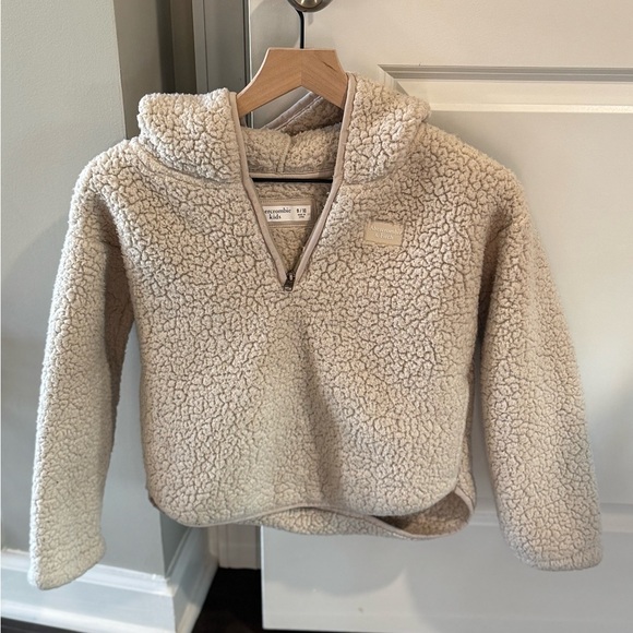 Abercrombie Kids, Abercrombie & Fitch Cream Hoodie Sweatshirt, Girl’s Sz 9/10 - Picture 10 of 10